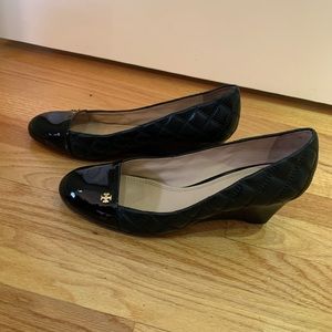 Tory Burch Quilted Claremont Wedge Pumps 9.5